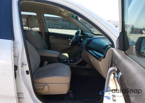 2012 Kia Sorento Lx из США, поврежденный, VIN 5XYKT3A69CG299751